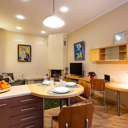 Kalnina Quiet Apartment In City Center Riga Exteriör bild