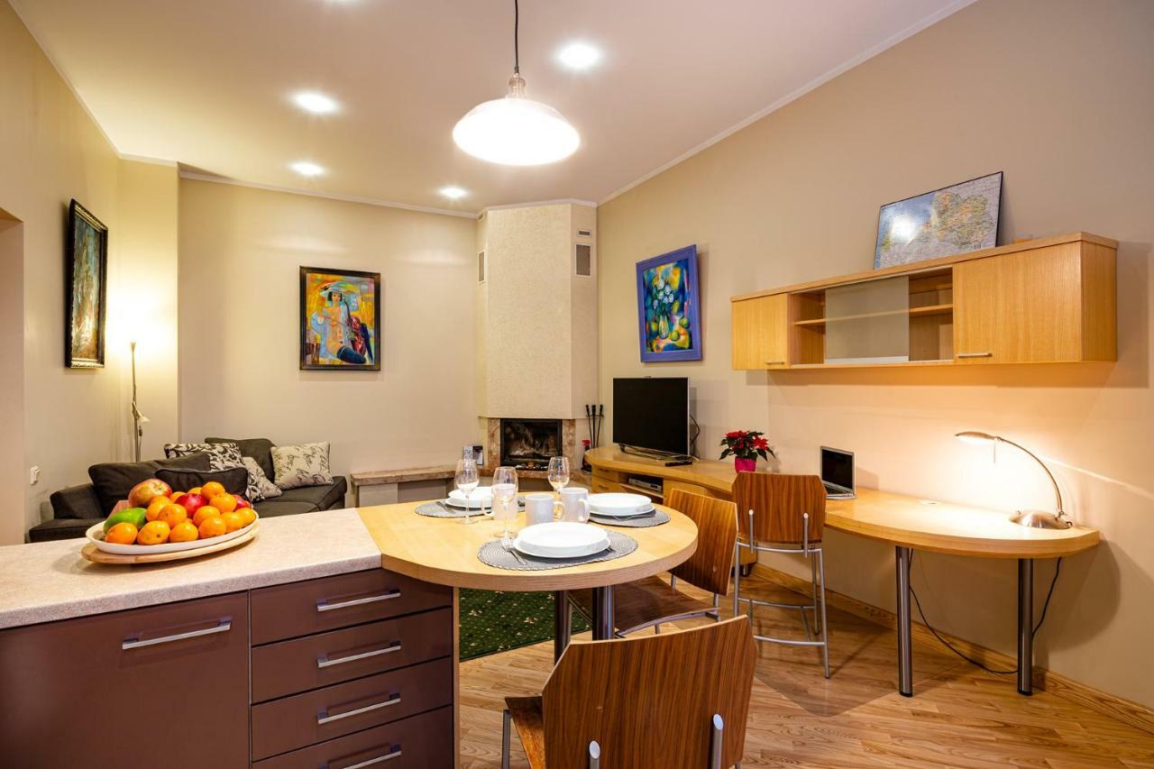 Kalnina Quiet Apartment In City Center Riga Exteriör bild